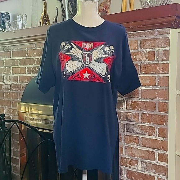 Brantley Gilbert concert unisex t-shirt 2017 Tour - Picture 1 of 5